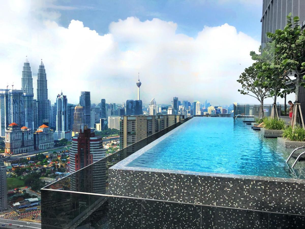 Wgs Suites At Klcc Куала Лумпур Екстериор снимка